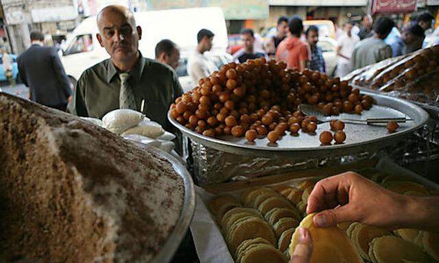 Palaestina Speisenzubereitung fuer Ramadan