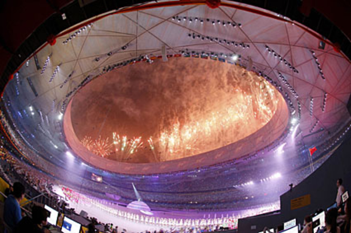 Die letzten Töne mündeten in ein gewaltiges zweites Feuerwerk.