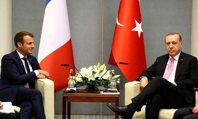 Der französische Präsident Emmanuel Macron und der türkische Präsident Tayyip Erdogan.