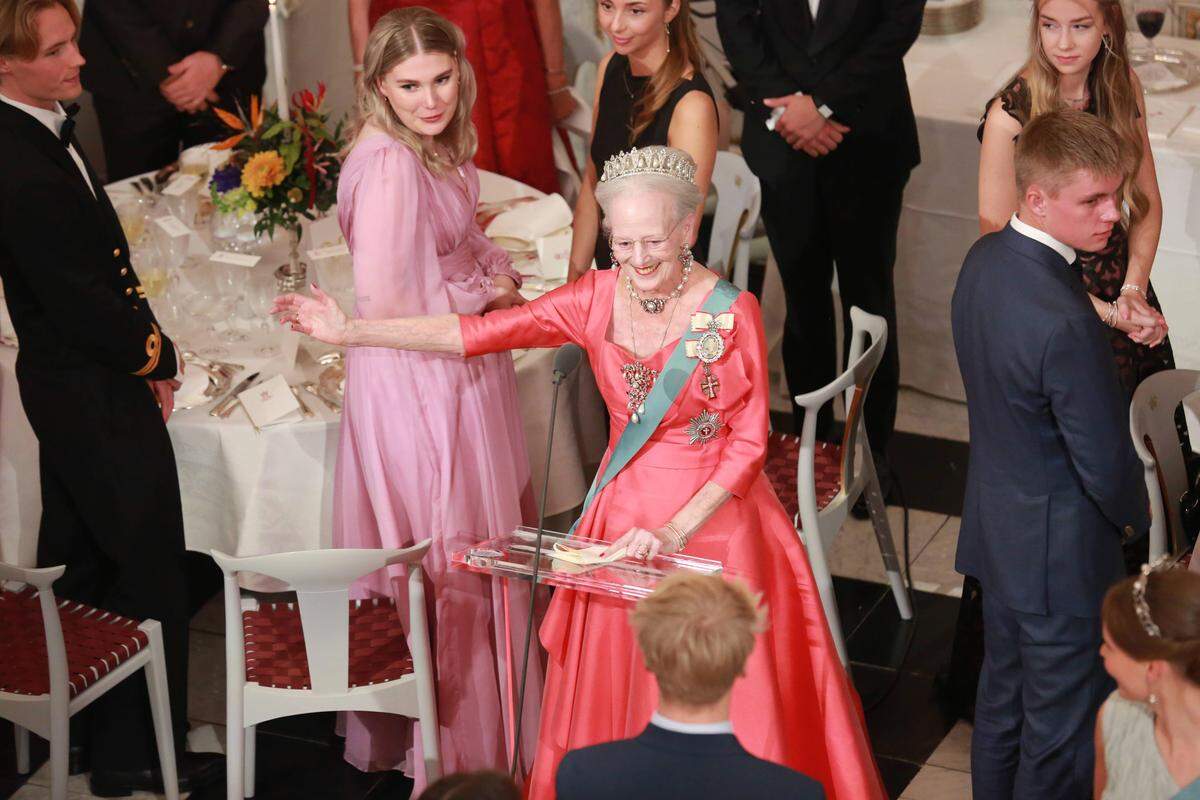 Königin Margarethe hielt natürlich eine Rede auf das Geburtstagskind. 