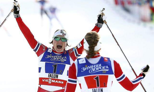 Ingvild Flugstad Östberg und Maiken Caspersen Falla jubeln