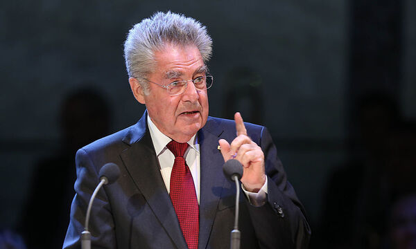 Spitze Fischer-Bemerkungen zu Regierung und Stronach 