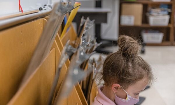Virologe Florian Krammer betonte, wie wichtig Masken in Innenräumen seien - "das betrifft auch Schulen."