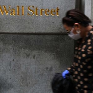 Finanzexperten verhalten sich im Rahmen ihrer Branchen ehrlicher als in einer abstrakten Situation. 