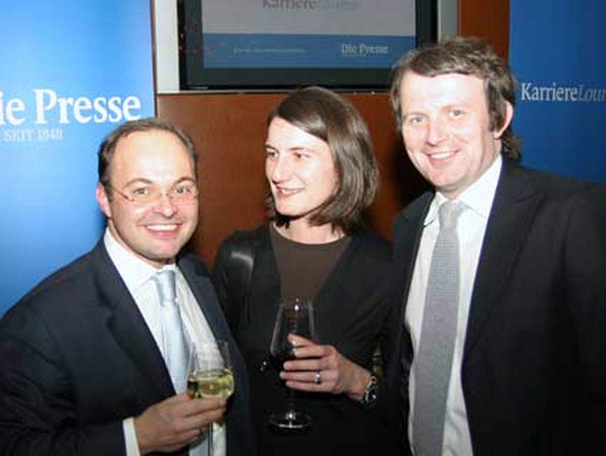 Werner Lanthaler mit Gerlinde Starlinger (Architekten Mühlbacher Marschalek) und PR-Berater Andreas Kratschmar.