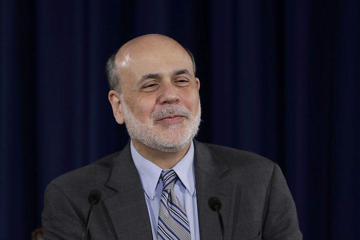 ... Aber Bernanke ließ sich seinen Optimismus nicht nehmen. So sagte er noch im Jänner 2008: "Die Federal Reserve sieht derzeit keine Rezession kommen." Ein paar Monate später waren die USA in einer der schlimmsten Rezessionen seit Jahrzehnten.