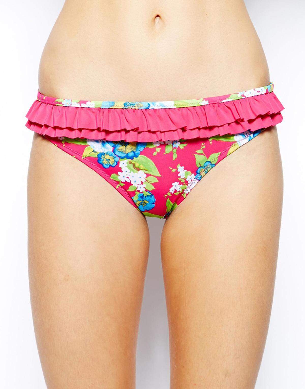 Der Thigh Gap war zuvor vor allem als erstrebenswertes Ziel von Menschen mit Essstörungen bekannt. Auch auf der Website von Asos wird Bademode mit der Oberschenkellücke beworben.