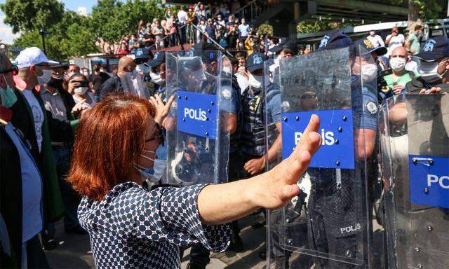 Polizeieinsatz bei Protesten in der türkischen Stadt Ankara.