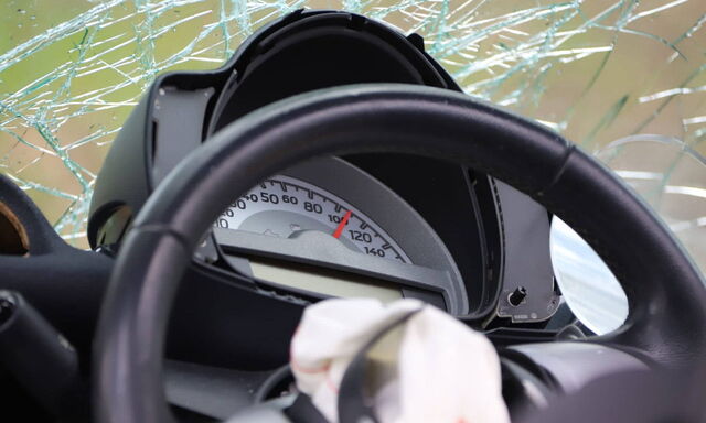 Überhöhres Tempo sorgt für einen ergeblichen Teil der tödlichen Verkehrsunfälle. 