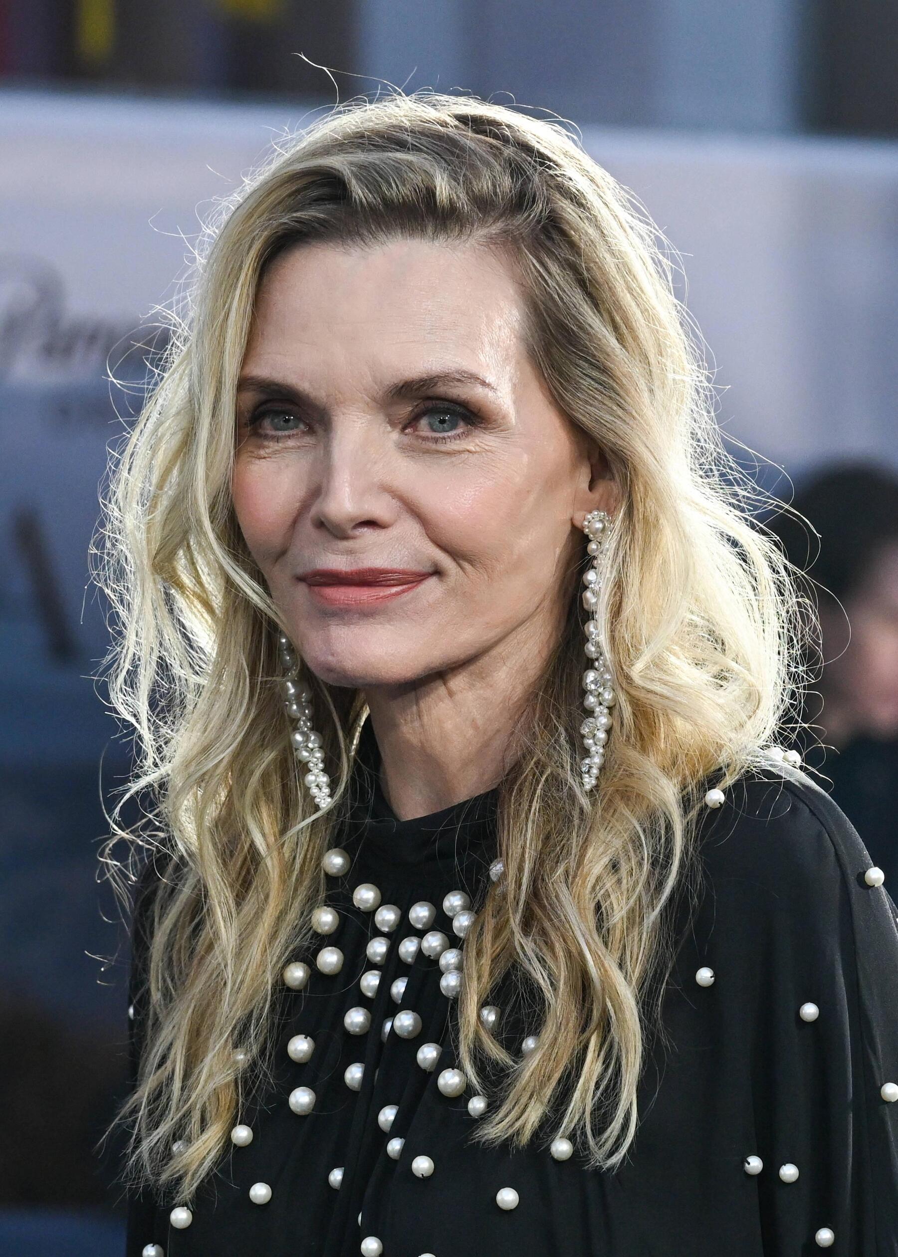 Michelle Pfeiffer: „Du ziehst dich an deinen Haaren aus dem Sumpf“ [premium]