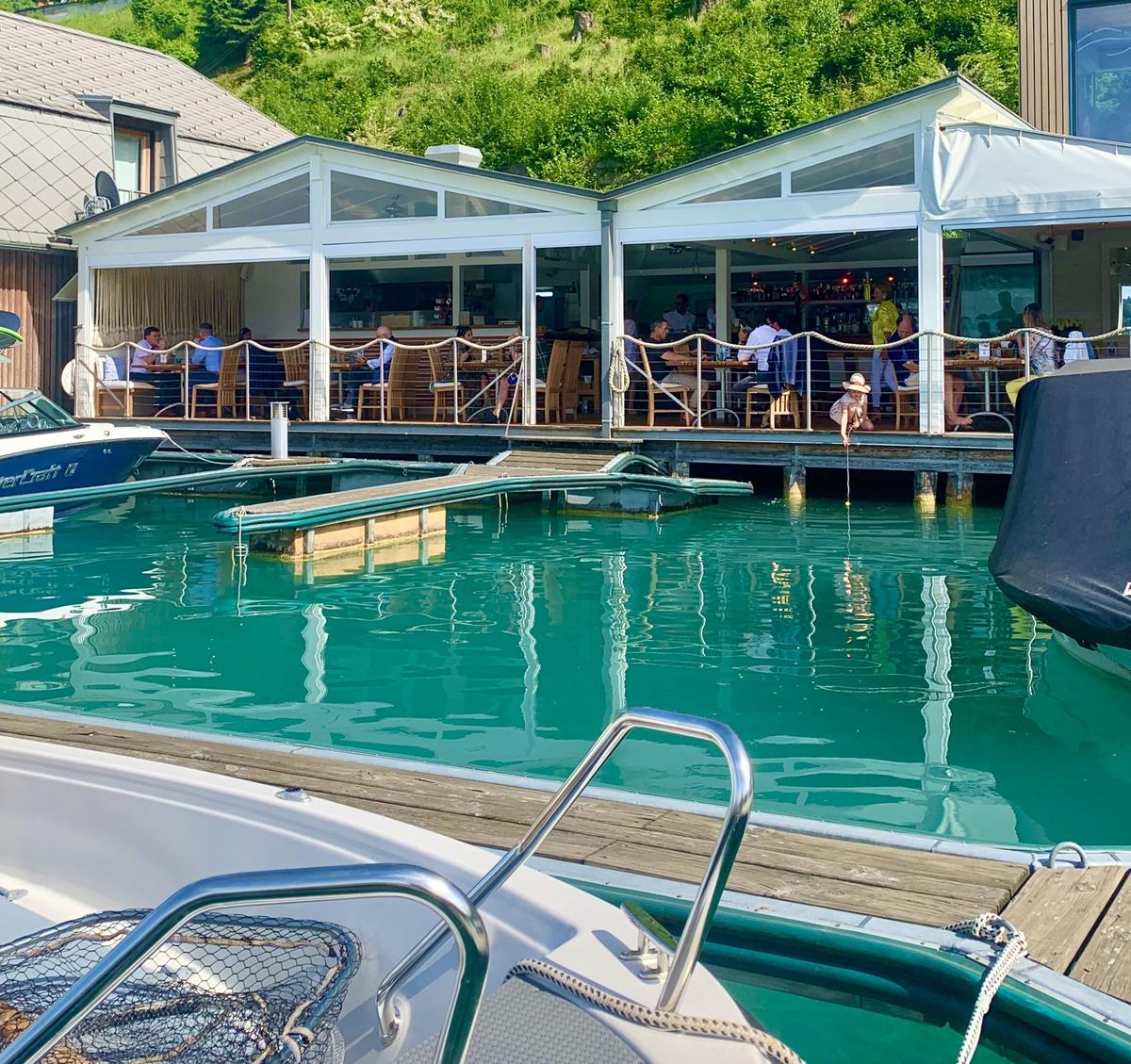 Die Lakeside Strandbar