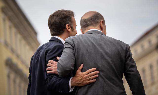 Präsident Macron und der Kanzler Scholz wollen EU-Reformen.
