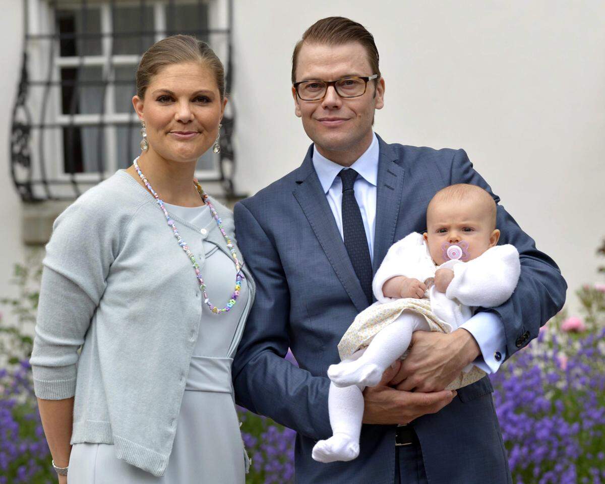 Im vergangenen Jahr feierten sie nicht etwa im schwedischen Palast, sondern im kleinen Ort Ockelbo bei Daniels Eltern.