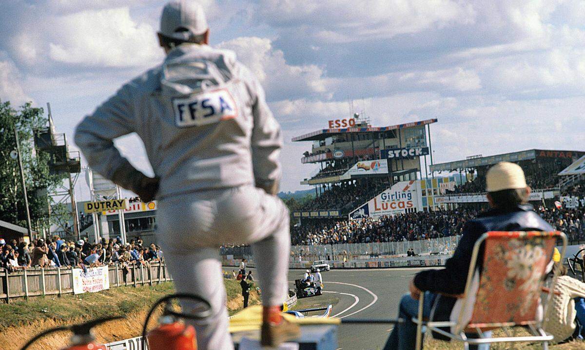 Schwere, auch katastrophale Unfälle der Le-Mans-Geschichte änderten jahrzehntelang nichts an der Lässigkeit des Betriebs.