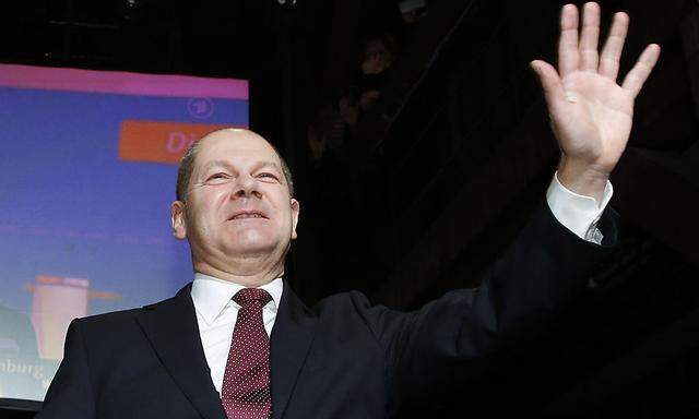 Olaf Scholz bleibt Bürgermeister in Hamburg, braucht aber einen Koalitionspartner.