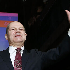 Olaf Scholz bleibt Bürgermeister in Hamburg, braucht aber einen Koalitionspartner.