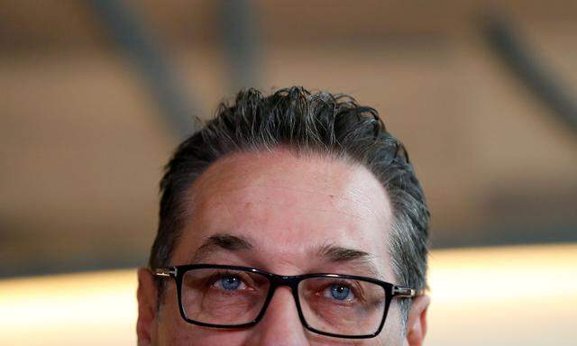 FILE PHOTO: Former head of Freedom Party (FPOe) Heinz-Christian Strache addresses a news conference in Vienna