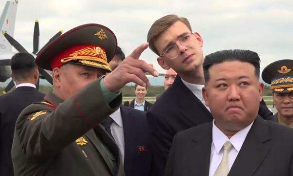 Kim Jong-un und Sergej Schoigu. 