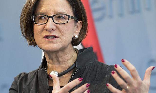 Innenministerin Johanna Mikl-Leitner setzt im Anti-Terror-Kampf auf V-Leute.