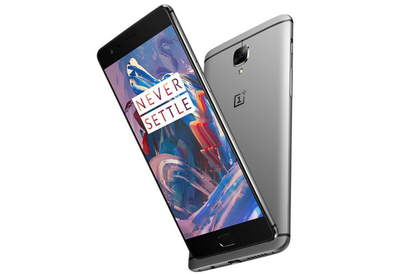 Deutlich günstiger wird es mit dem One Plus 3, das in der ersten Jahreshälfte 2016 vorgestellt wurde. Für 400 Euro bietet es 6 Gigabyte RAM und einen Prozessor von Qualcomm (Snapdragon 820). Ein Performance-Schwergewicht, das Multimedia-Nutzern auf den Leib geschrieben ist. >>> Hier geht's zur One Plus Webseite. 