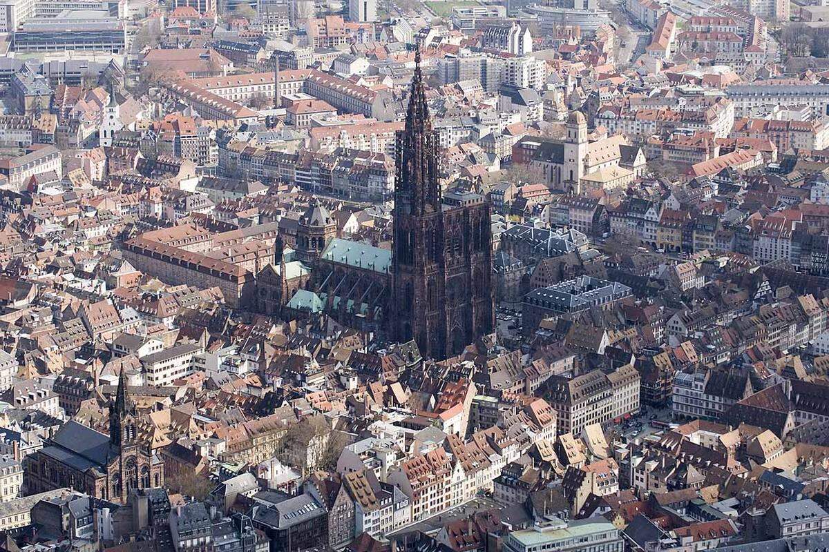 Das Liebfrauenmünster in Straßburg zählt zu den größten Sandsteinbauten der Welt.