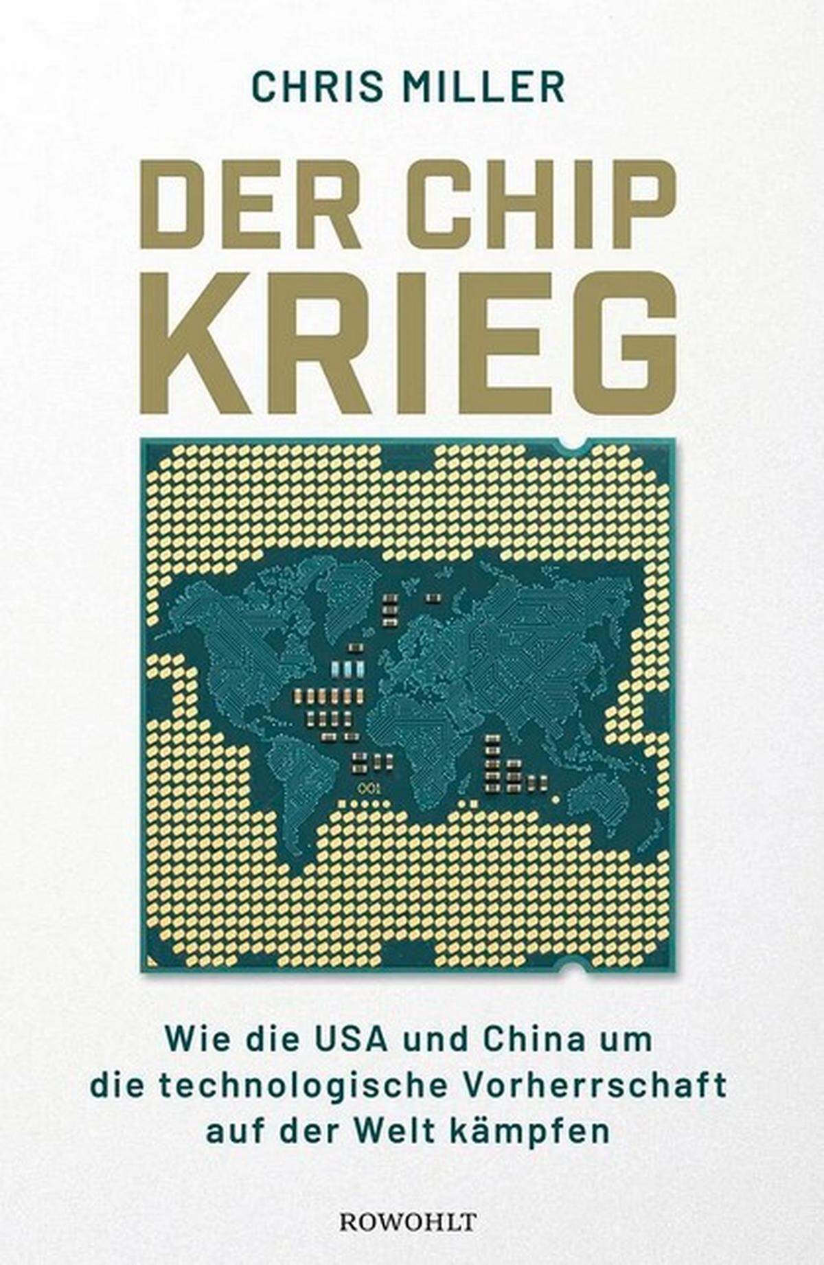 Der Chip-Krieg

Wie die USA und China um die technologische Vorherrschaft auf der Welt kämpfen

von Chris Miller

Die Bedeutung der Chipindustrie geht weit über die Unterhaltungselektronik hinaus. Chris Miller argumentiert, dass integrierte Schaltkreise oder Halbleiter für moderne Volkswirtschaften und Armeen von entscheidender Bedeutung sind. Seit den 1960er-Jahren lassen viele US-Firmen ihre hochmodernen Chips in Taiwan fertigen. Gemäß Miller hängt die Zukunft der Insel davon ab, wie China es schafft, seine Abhängigkeit von importierten Chips und anderen Technologien zu reduzieren. Eine faszinierende Analyse, die trotz vieler technischer Details im Buch auch Laien zu schätzen wissen werden.
