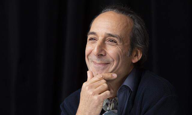 Alexandre Desplat wird im Jänner im Zuge der Konzertreihe „Cinema: Sound“ das Orchester der Wiener Symphoniker dirigieren.