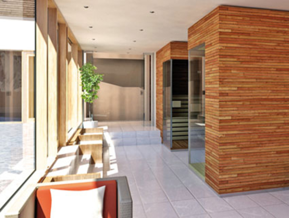 Großflächige Fensterfronten geben den Blick auf die imposanten Berggipfel frei. Schnee und Eis aus einer ganz anderen Perspektive erlebt, wer inmitten verschneiter Dreitausender seine Runden im beheizten Außenpool dreht, auf der warmen Wasseroberfläche dahintreibt oder in der Außensauna – mit Gipfelblick – einen ordentlichen Aufguss macht.