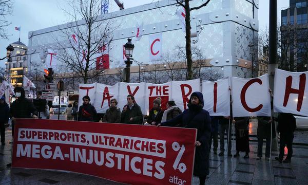 Attac-Demo in Frankreich: Reiche besteuern ist populär, aber schwierig. 