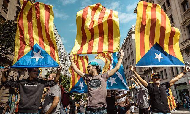 Die Macht ist stark bei den katalanischen Sezessionisten...