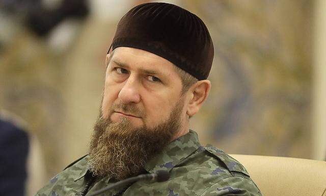 ABU DHABI, UAE - OCTOBER 15, 2019: Head of Chechnya Ramzan Kadyrov takes part in Emirati-Russian talks at the Qasr Al Wa