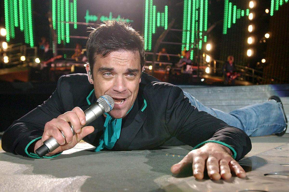 Auch der ehemalige Take That-Sänger Robbie Williams hat schwierige Zeiten hinter sich. 2006 musste der Popstar gleich seine komplette Asien-Tournee absagen, da er sich ausgebrannt fühlte.