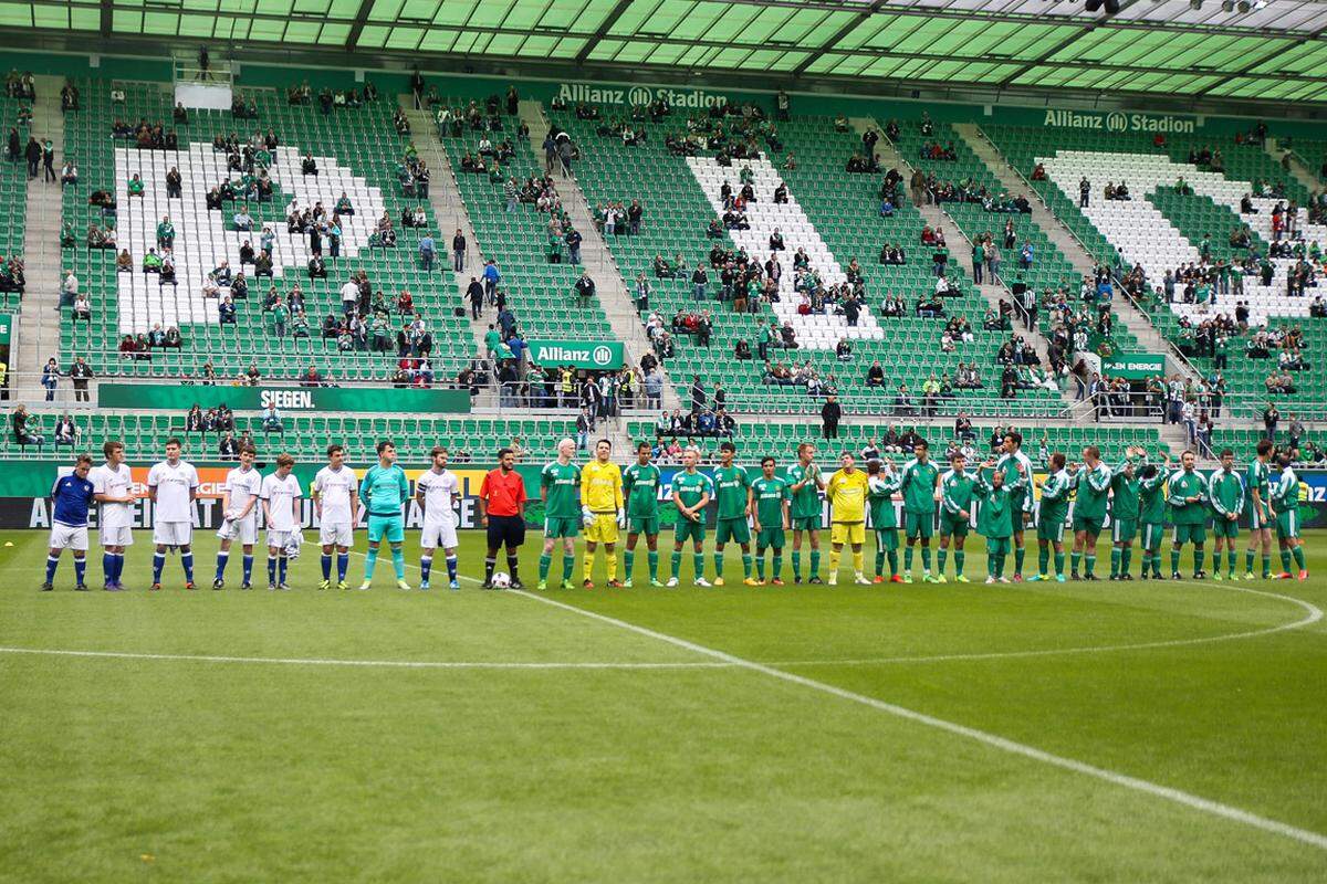 Bevor die Profis von Rapid und Chelsea zum freundschaftlichen Vergleich antraten, gehörte der Rasen den Special-Needs-Teams der beiden Klubs.