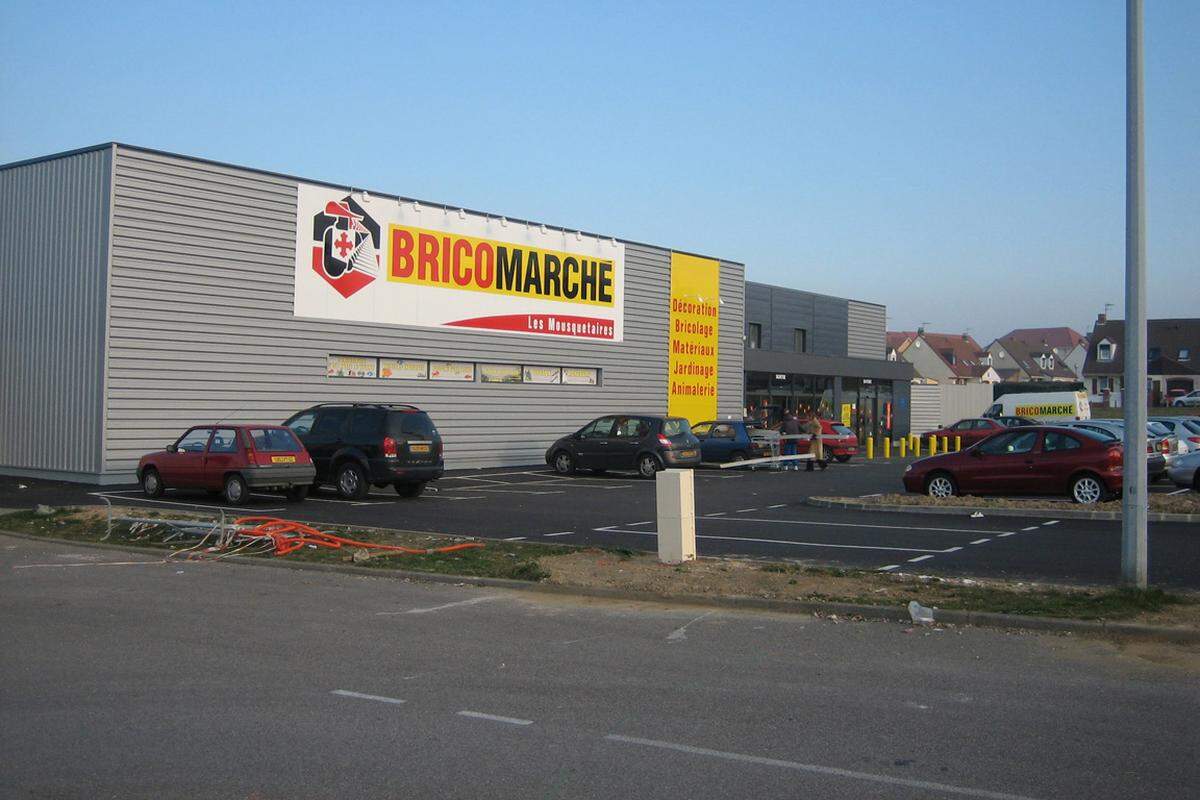 Bricomarche, eine Tochter der ITM-Gruppe, wurde 1989 in Frankreich gegründet. Heute hat das Unternehmen Filialen in neun Ländern und machte 2012 im Heimwerkerbereich einen Umsatz von 2,4 Milliarden Euro.
