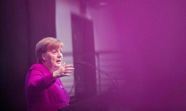 Für Merkel - hier bei ihrer Rede am Katholikentag in Münster am Freitag - ist die Entscheidung Trumps ein "Grund zur Sorge".