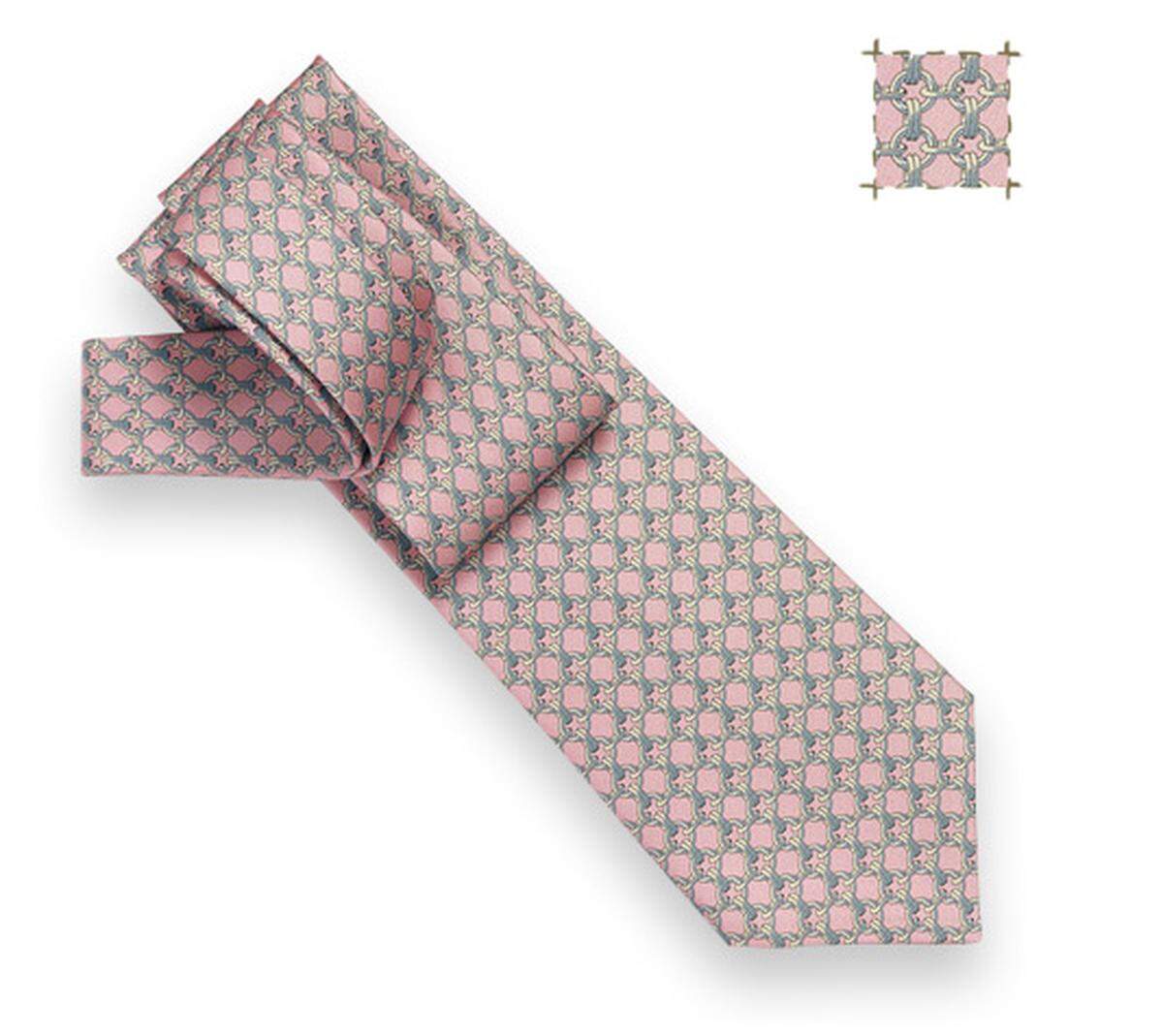Der Style des Business Vaters ist stets elegant. Mit einer der vielen Krawatten aus dem Hause Hermès kann er bei jedem Meeting punkten.