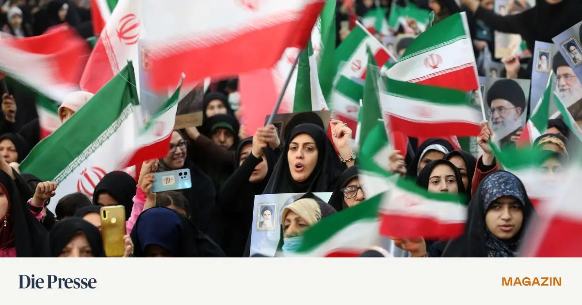 -Heilige-Verteidigung-Irans-Politik-premium-
