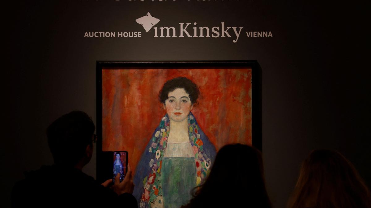 Viele Menschen nutzten in den vergangenen Tagen die Gelegenheit, Klimts „Fräulein Lieser“ vor ihrer Auktion „Im Kinsky“ im Original zu sehen. Bevor sie sich höchstwahrscheinlich in eine ferne Privatsammlung verabschiedet.