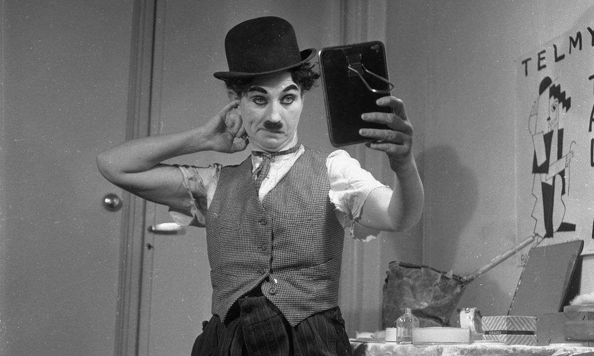 Eine Großfamilie gründete bereits Charlie Chaplin, der mit elf Kindern Eddie Murphy sogar um zwei Sprösslinge toppte.
