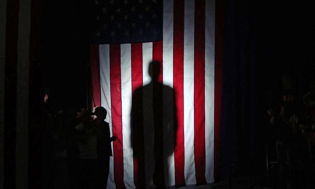 Der US-Präsidentschafskandidat der Republikaner, Donald Trump, erscheint am 1. Mai bei einem Wahlkampfevent im Expo Center in Waukesha, Wisconsin.