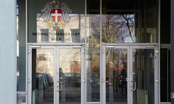 Im Verwaltungsgericht Wien kämpft Geoffrey R. Hoguet um die Wiederherstellung des Kuratoriums der Stiftung für Nervenkranke.