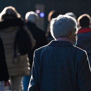 Maskenpflicht, Freitesten, Abstandsregeln – was ist rechtens, was nicht?