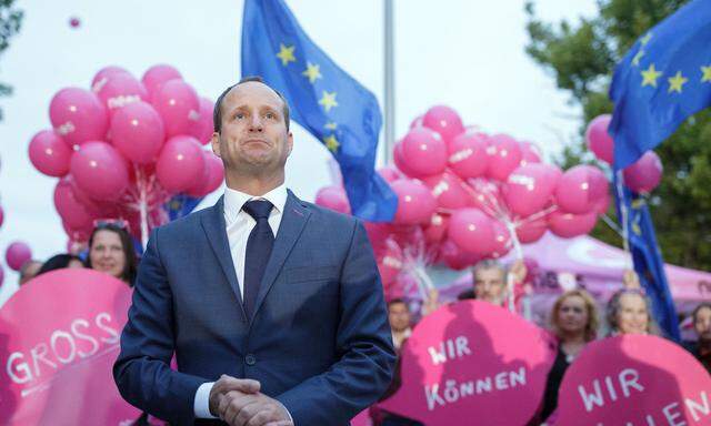NEOS-Chef Matthias Strolz verhandelte dem ÖVP-Chef über eine Wahlplattform