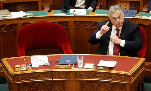 Im ungarischen Parlament versprach Viktor Orbán am Mittwoch, dass er in Brüssel in der Causa EU-Erweiterung standhaft bleiben werde.  