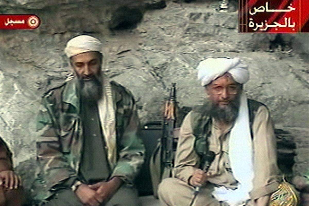 Der wortgewandte Glaubenstheoretiker dient Bin Laden als Sprachrohr, Stratege und Leibarzt und wird bald zur Nummer zwei des Terror-Netzwerkes al-Qaida. Zawahiri gilt zudem als ...