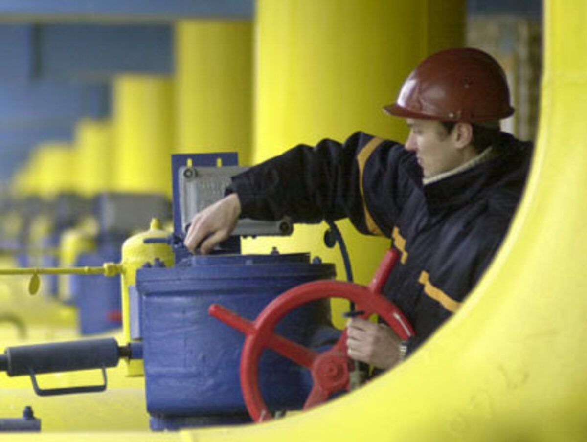 Energiesicherheit  Verunsichert durch den Gasstreit Russlands mit seinen Nachbarn pocht die EU bei ihrem Hauptlieferanten auf mehr Versorgungssicherheit. Russland aber legte erst am Wochenende mit Turkmenistan und Kasachstan eine neue Pipeline-Route fest, die die Abhängigkeit des Westens zementiert.