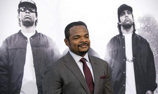 Director of the movie F. Gary Gray poses at the premiere of ´Straight Outta Compton´ in Los Angeles