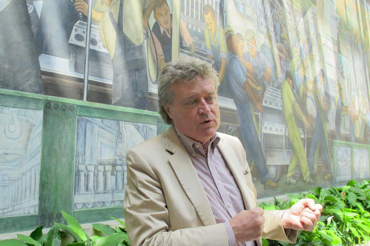 Graham Beal hat keinen leichten Job. Als Direktor des Detroit Institute of Arts, des fünftgrößten Museums der USA, muss er seine gut 60.000 Stücke umfassende Sammlung gegen Verkaufsversuche des Notverwalters der Stadt verteidigen. „Allen Gerüchten zum Trotz: die werden nicht verkauft“, sagt er im Gespräch mit der „Presse“ über die Kabinettstücke von Van Gogh, Tintoretto, Bruegel, Cezanne und Matisse.