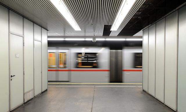Wien U-Bahn Station