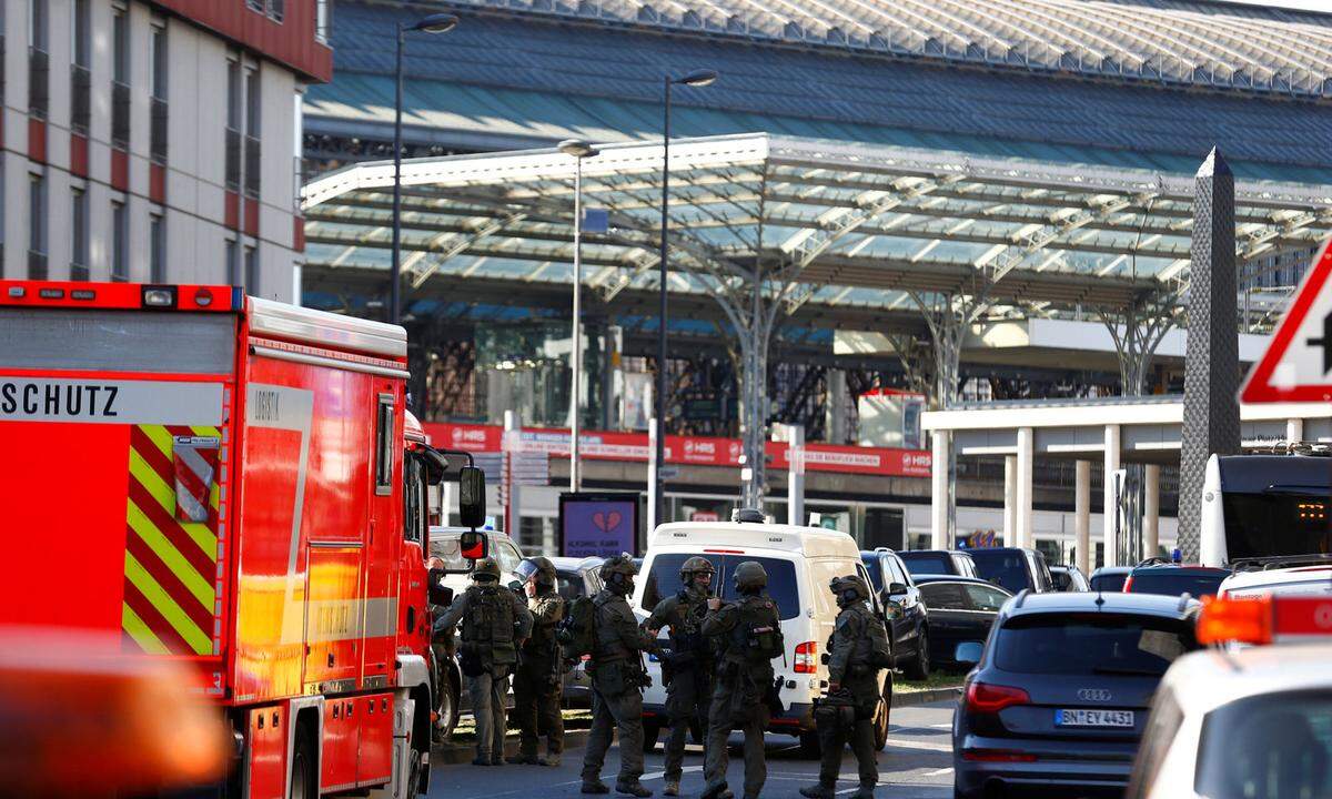 Im Kölner Hauptbahnhof ereignete sich Montagmittag eine Geiselnahme.